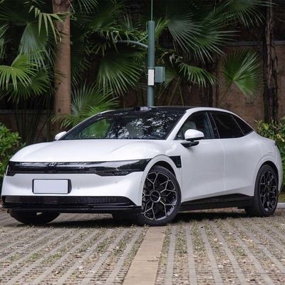 Energy Vehicles Geely Zeekr 007 Auto Sedan Long Range EV Car with 5 Seats in Gray