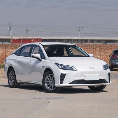 LED Headlight 5 Seats High Speed EV Car Aion S Xuan Permanent Magnet Synchronous Motor