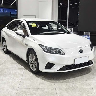 Aion S 580 Xuan Electric Car Closed Body Type White Exterior Color 460 Km Range for Adult