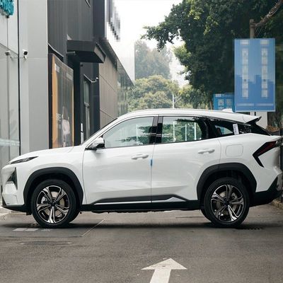 Left Steering Galaxy L7 Hybrid Car Closed Body Type 5-Door 5-Seater Energy Vehicles